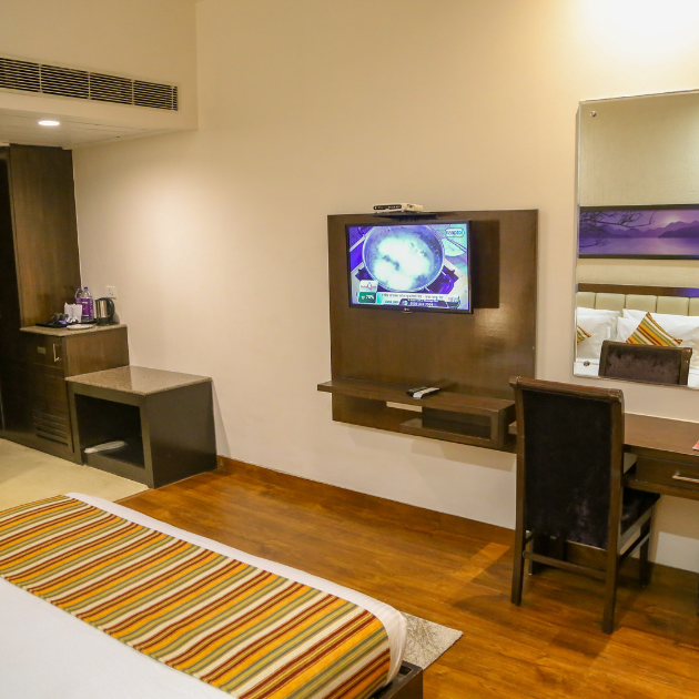four-leaf-hotel-superior-room-amritsar-superior-room-1